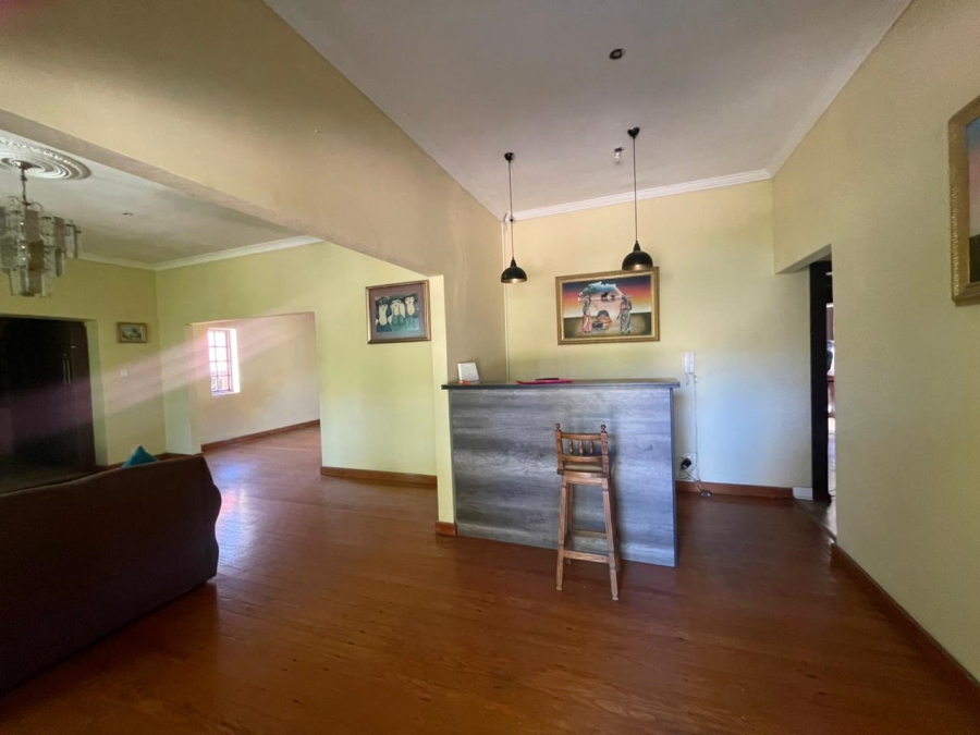 7 Bedroom Property for Sale in Selborne Eastern Cape